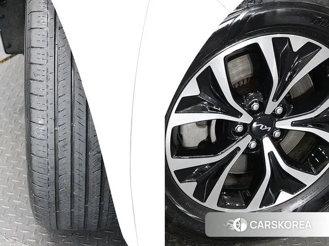 Kia Carnival 4th generation id 3338779 из Кореи 11