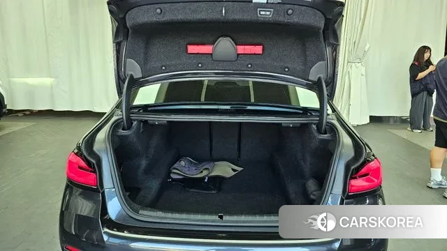 BMW 5 Series (G30) id 3011625 из Кореи 11