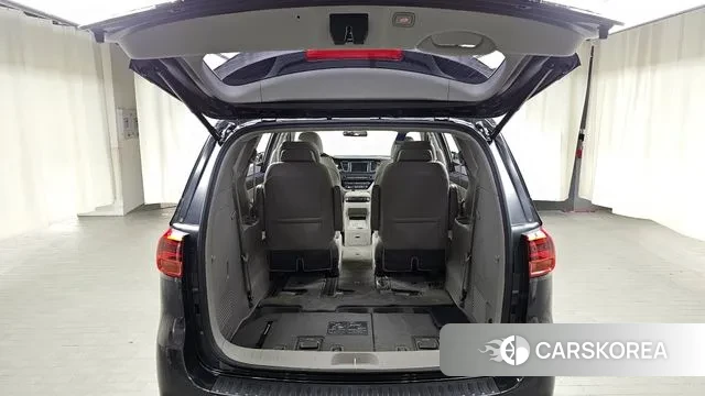 Kia The New Carnival id 3307900 из Кореи 11