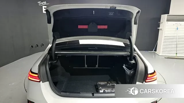 BMW 5 Series (G60) id 3614452 из Кореи 11