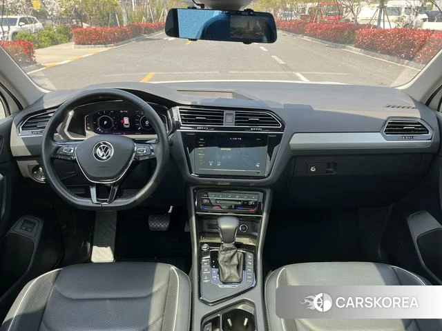 Volkswagen Tiguan L PHEV id 4261121 из Китая 11
