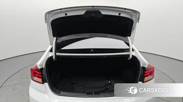 Hyundai The New Avante AD id 3879784 из Кореи 11