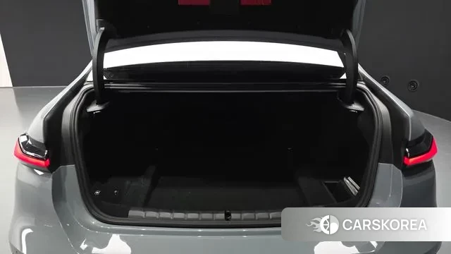 BMW 7 Series (G70) id 3058209 из Кореи 11