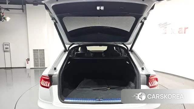 Audi Q8 (4M) id 2976450 из Кореи 11