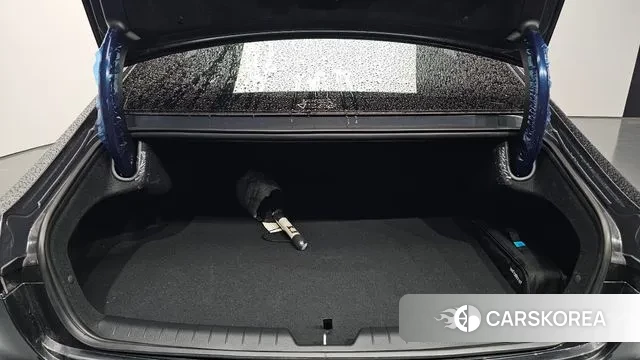 Hyundai Grandeur (GN7) id 2925566 из Кореи 11