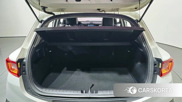 Kia Stonic id 3880012 из Кореи 11