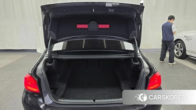 BMW 5 Series (G30) id 4377711 из Кореи 11