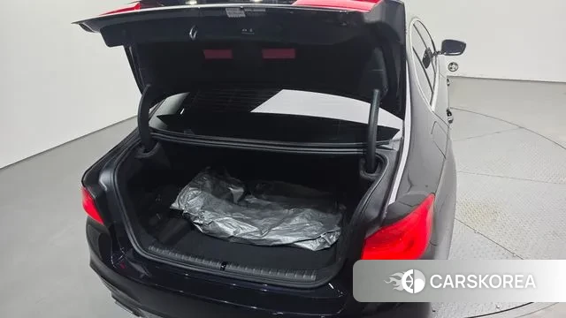 BMW 5 Series (G30) id 3547192 из Кореи 11