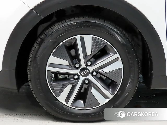 Kia The New Niro id 4370806 из Кореи 11