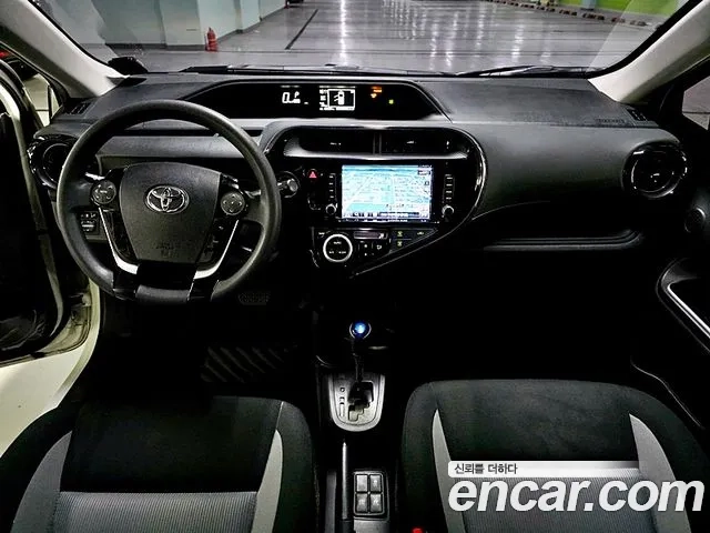 Toyota Prius C id 2876679 из Кореи 11