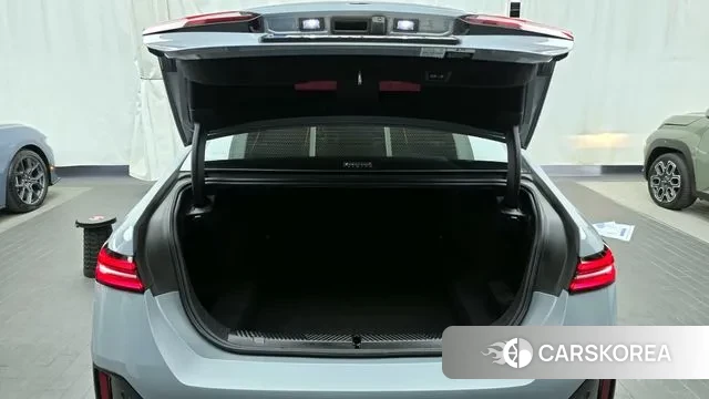 BMW 5 Series (G60) id 3437117 из Кореи 11