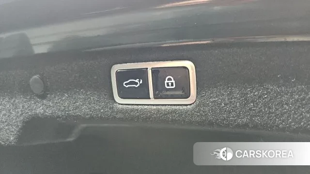 Hyundai Grandeur Hybrid (GN7) id 3763828 из Кореи 11