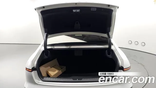 Hyundai Grandeur (GN7) id 2680217 из Кореи 11