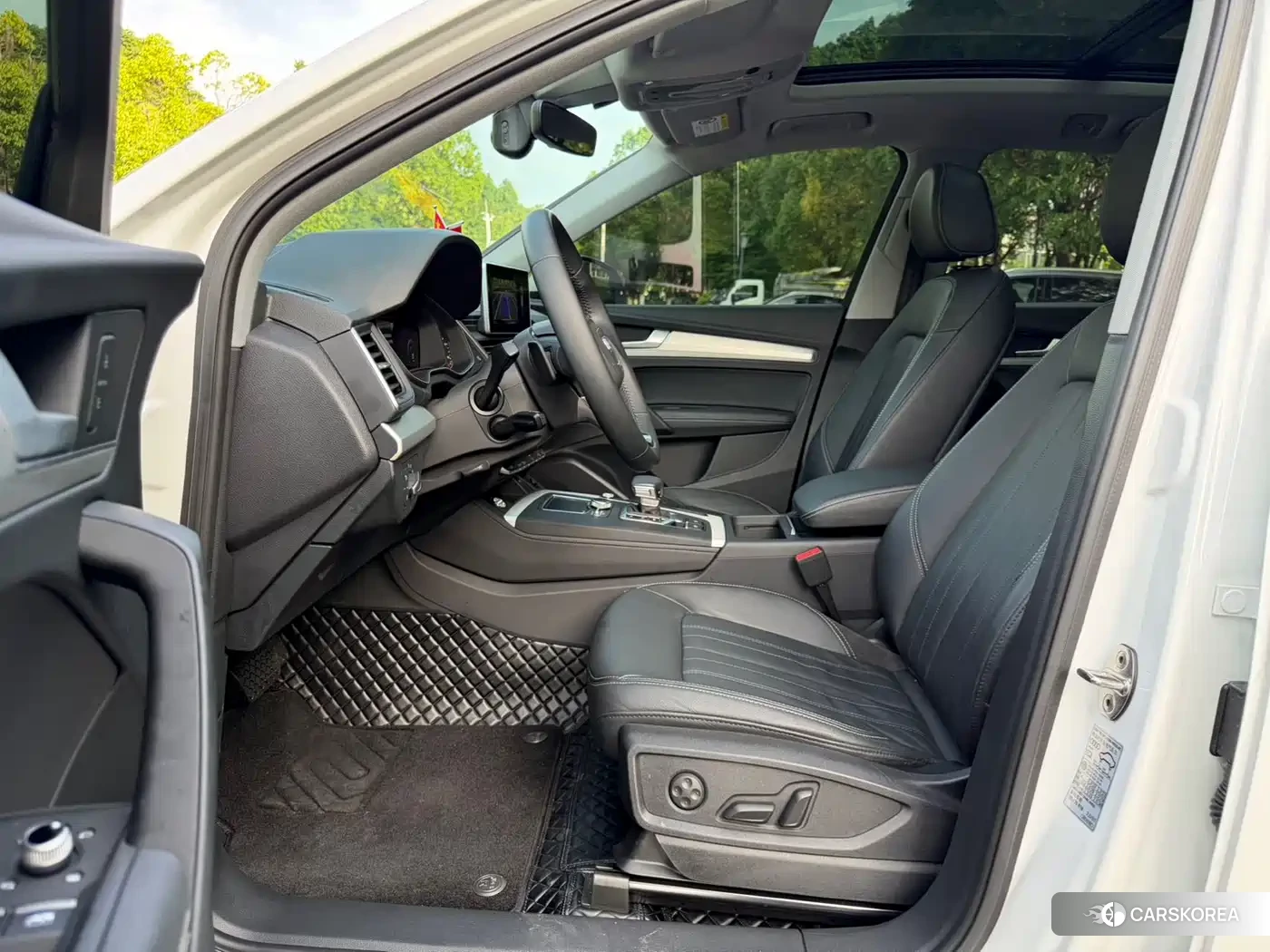 Audi Q5L id 4607227 из Китая 11