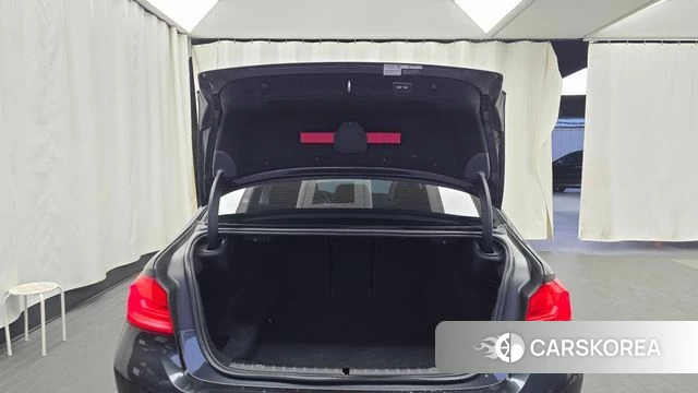 BMW 5 Series (G30) id 3834639 из Кореи 11