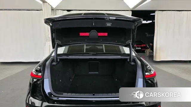 BMW i7 (G70) id 3310505 из Кореи 11