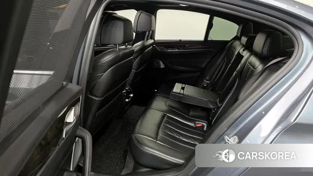 BMW 5 Series (G30) id 3723833 из Кореи 11