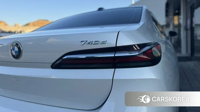 BMW 7 Series (G70) id 4630758 из Кореи 11