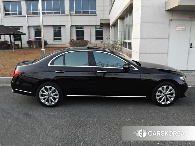 Mercedes-Benz E-Class W213 id 3425893 из Кореи 11