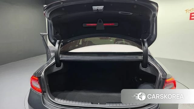 Hyundai Grandeur IG Hybrid id 4310584 из Кореи 11