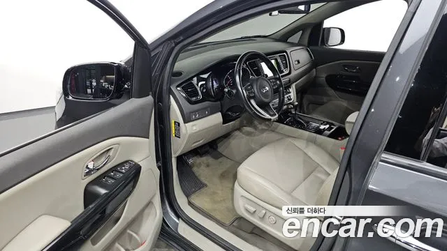 Kia All New Carnival id 2765685 из Кореи 11