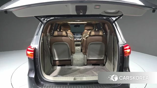 Kia The New Carnival id 4568633 из Кореи 11