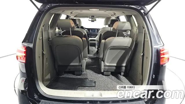 Kia The New Carnival id 2232532 из Кореи 11