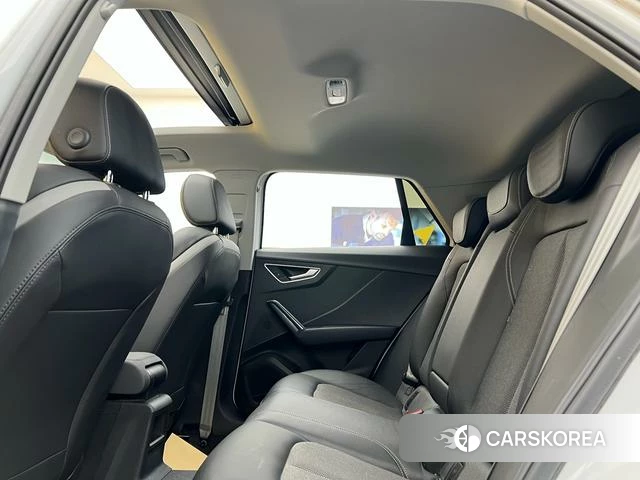 Audi Q2L id 4272188 из Китая 11