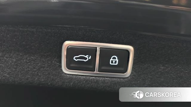 Hyundai Grandeur (GN7) id 4579662 из Кореи 11