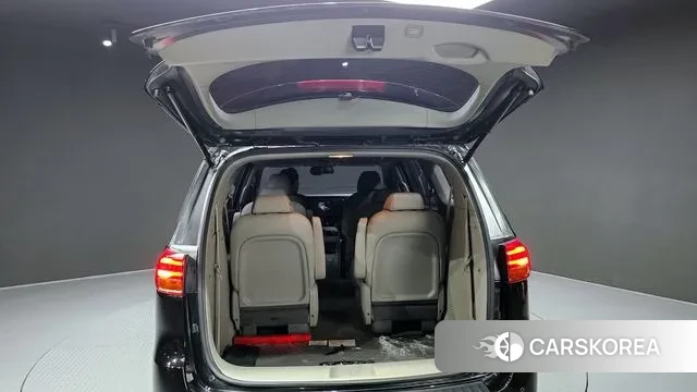 Kia The New Carnival id 3238984 из Кореи 11