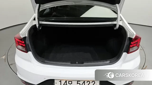 Hyundai The New Avante AD id 3009153 из Кореи 11