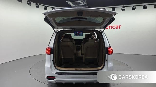 Kia The New Carnival id 4652197 из Кореи 10