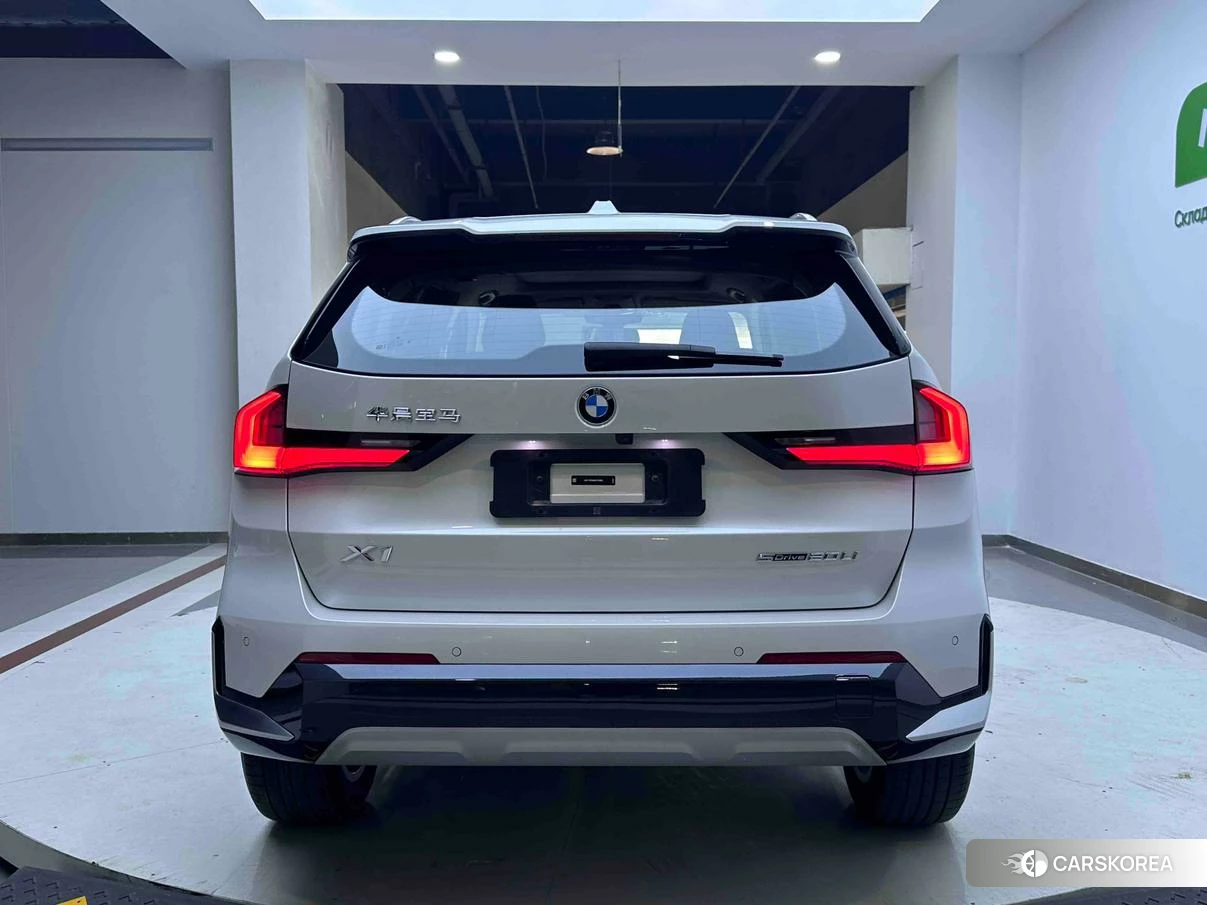 BMW X1 id 4498640 из Китая 11