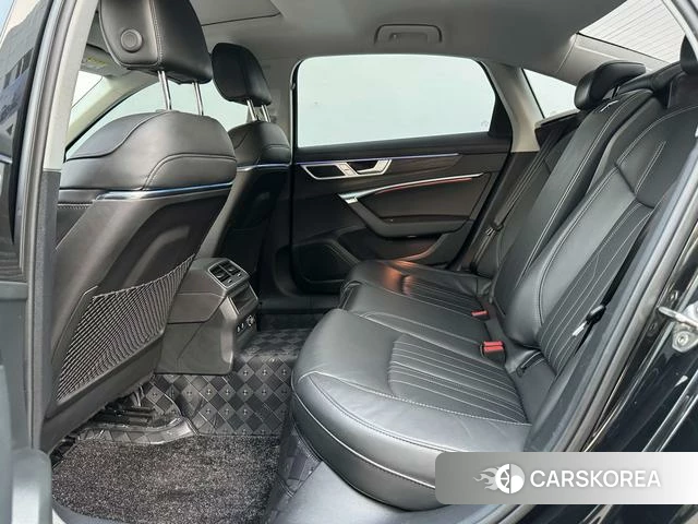 Audi A6L id 4271688 из Китая 11