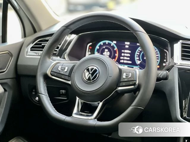 Volkswagen Tiguan L id 4387173 из Китая 11