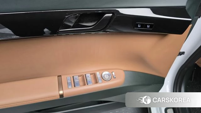 Hyundai Grandeur (GN7) id 4428154 из Кореи 11