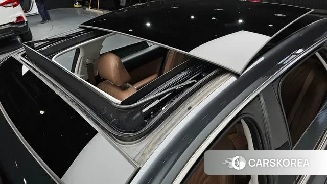 Hyundai Grandeur (GN7) id 2968904 из Кореи 11