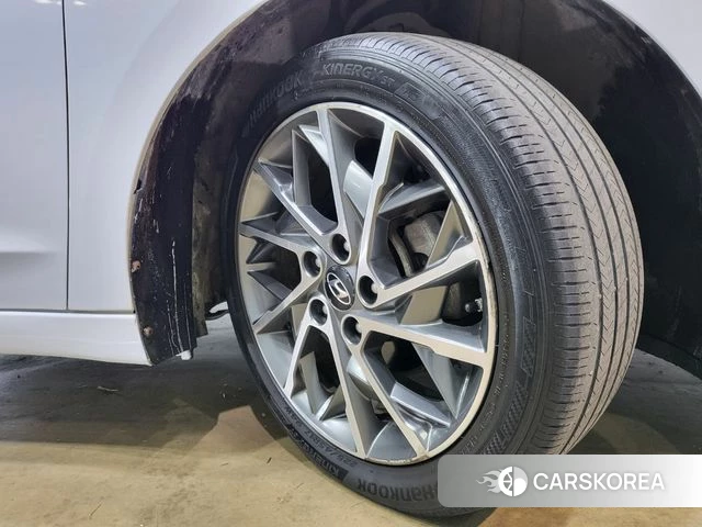 Hyundai The New Avante AD id 3924769 из Кореи 11