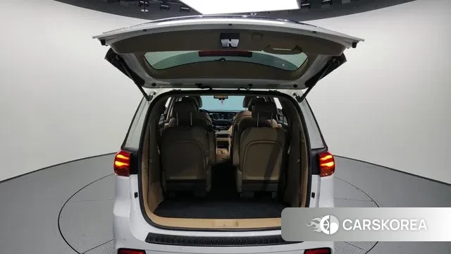 Kia The New Carnival id 3455175 из Кореи 11