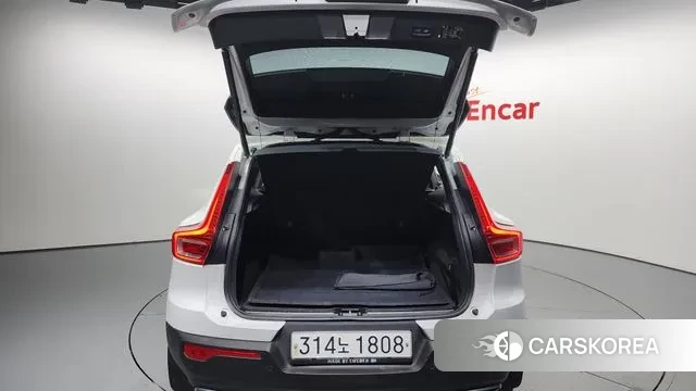 Volvo XC40 id 3000134 из Кореи 11