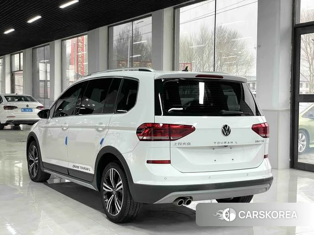 Volkswagen Touran L id 4207779 из Китая 11