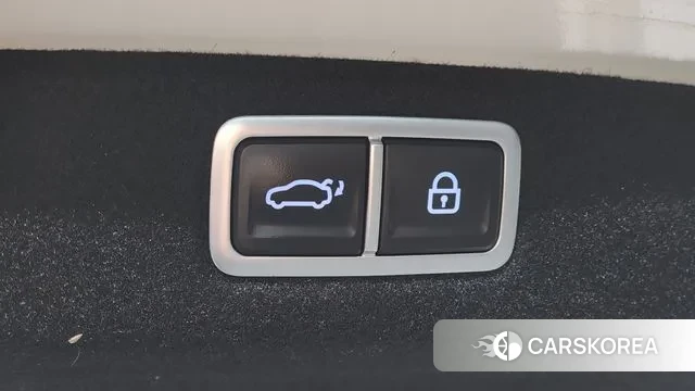 Hyundai Grandeur (GN7) id 3405649 из Кореи 11