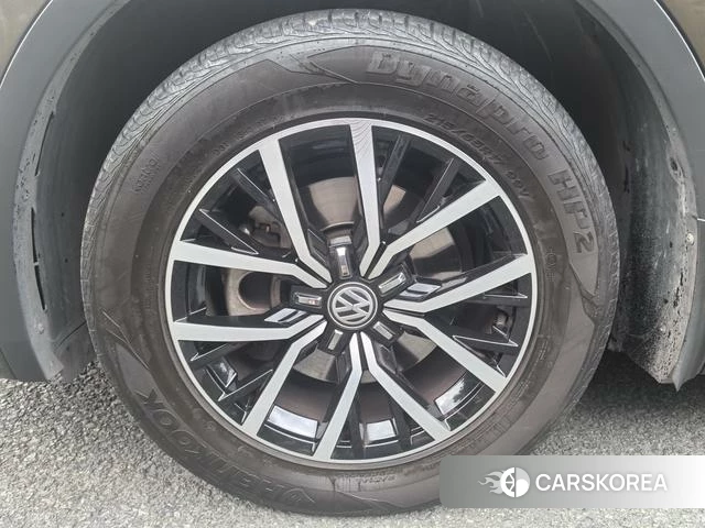 Volkswagen Tiguan L PHEV id 4213021 из Китая 11
