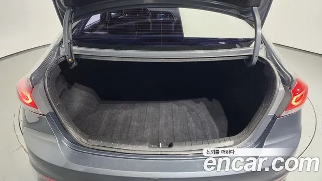 Hyundai Avante AD id 2917911 из Кореи 11