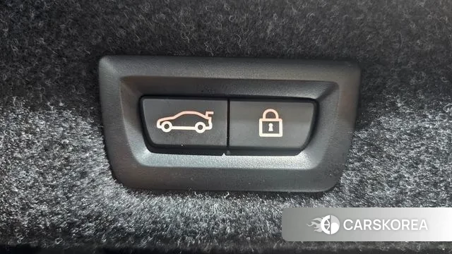 BMW 5 Series (G30) id 3708178 из Кореи 11