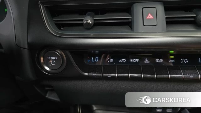 Lexus UX300h id 4516345 из Кореи 11