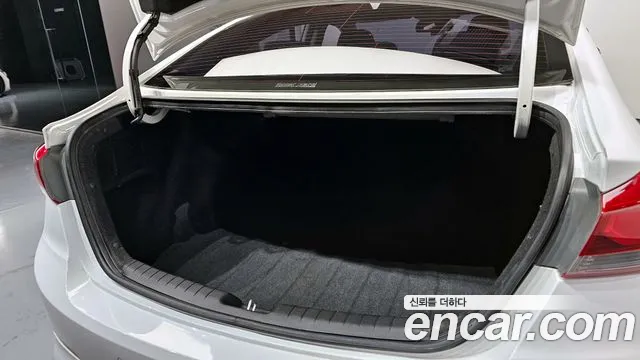 Hyundai Avante AD id 2525544 из Кореи 11