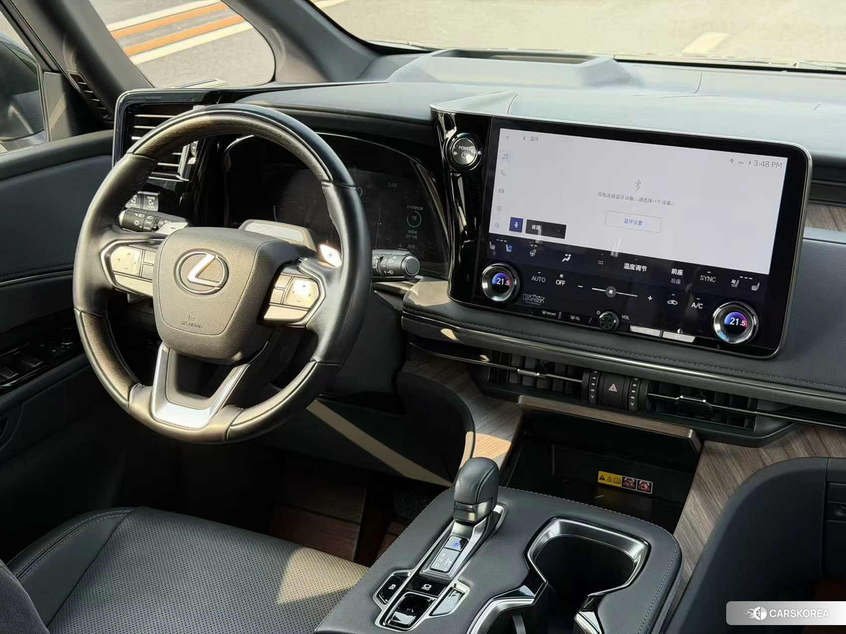 Lexus LM id 4468162 из Китая 11