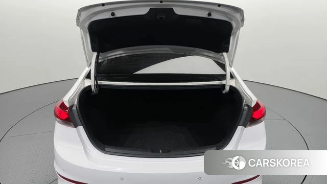 Hyundai Avante AD id 4755379 из Кореи 11