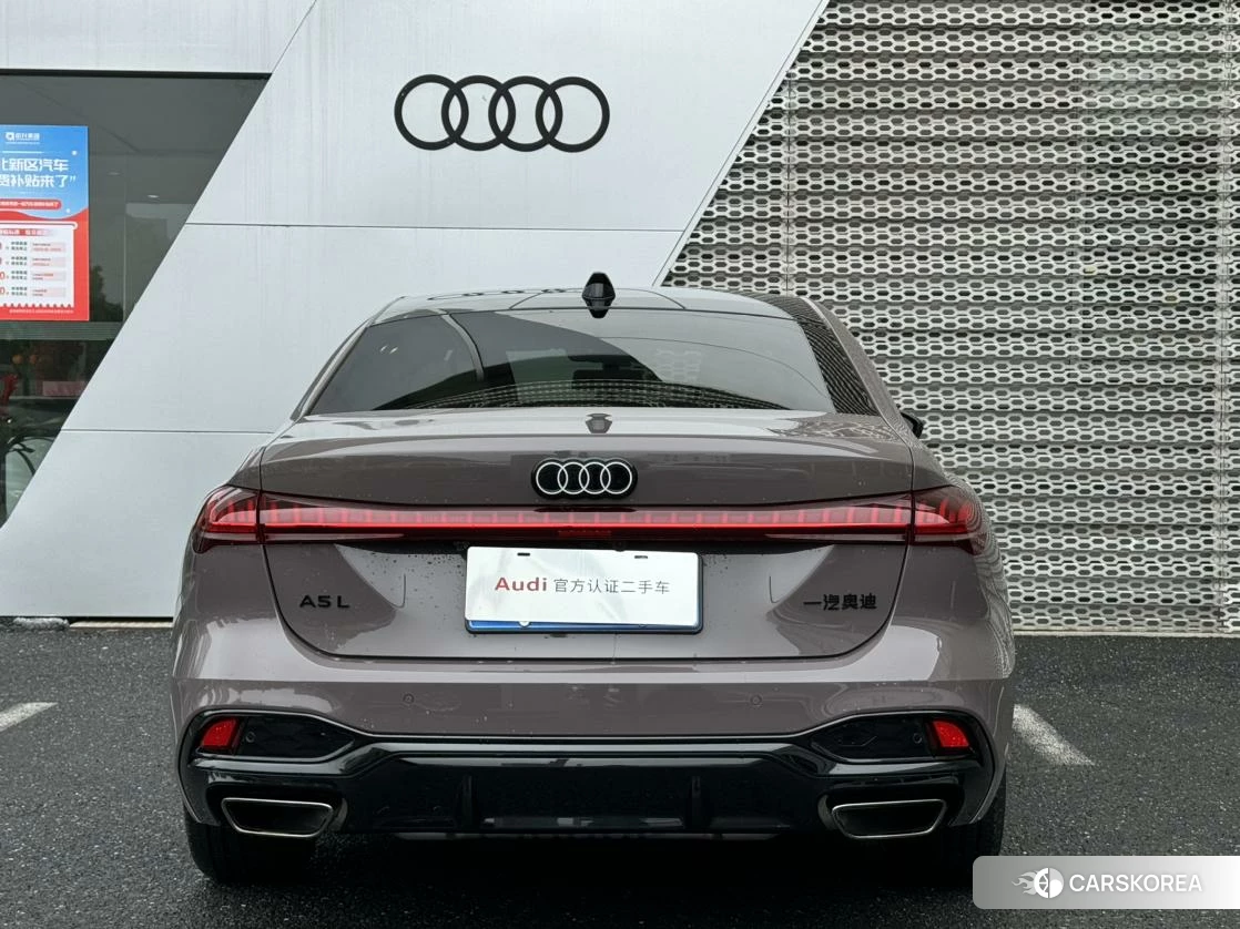 Audi A5L id 4440809 из Китая 11